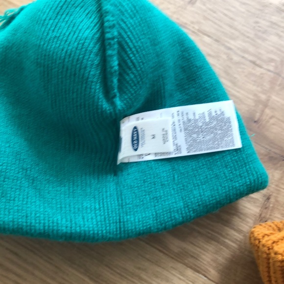 Old navy winter hat unisex bundle - Picture 5 of 5